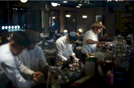 Portico Garage Makassar Usung Konsep Menu Riding and Dining