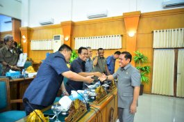 Pemkab Sidrap Sampaikan Tanggapan Soal Ranperda APBD-P 2019