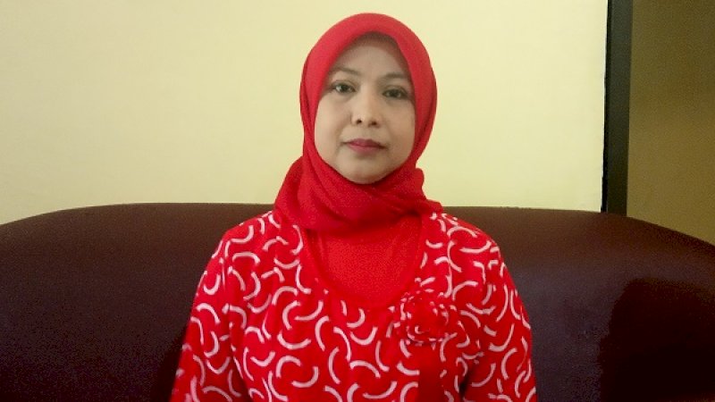 Kasmawati, Koordinator Verifikator PPDB SMAN 1 Gowa. 