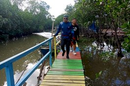 Komitmen Kembangkan Kawasan Wisata Mangrove, Iqbal Suhaeb Upayakan Bantuan CSR