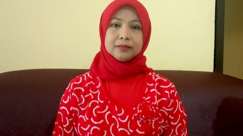 Kasmawati, Koordinator Verifikator PPDB SMA Negeri 1 Gowa.