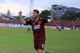 Pluim Absen, Begini Reaksi Pelatih Persija