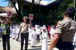 Meski Masih Usia Dini, Anak SD di Gowa Diajarkan Tertib Lalu Lintas