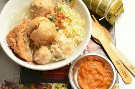 Pesan via Grabfood dan Gofood, Bakso Kepala Sapi Gelar Diskon 25 Persen 