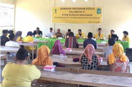 Mahasiswa KKL STIEM Bongaya Gagas Gerakan Literasi dan Pengelolaan Produk Semangka di Takalar