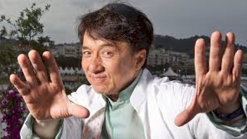 Jackie Chan Jadi Pria Asia Paling Dikagumi di Dunia