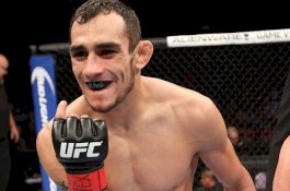 Usai Lawan Dustin Poirier, Khabib Nurmagomedov Akan Bertemu El Cucuy