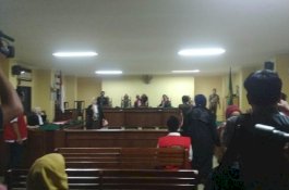 Ketua Majelis Hakim ke Jepang, Sidang Tuntutan Muhammad Rusdi Ditunda