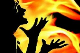 Palsukan Bunuh Diri Demi Nikahi Selingkuhannya, Ibu Ini Bakar Wanita Gangguan Jiwa