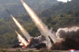 Rudal Baru Korut Tembus Jarak 435 Mil