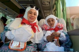 346 JCH Asal Jeneponto Berangkat, Satu Orang Berusia 86 Tahun