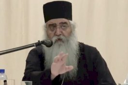 Uskup di Siprus Sebut Gay Ada Karena Wanita Hamil Lakukan Seks Anal