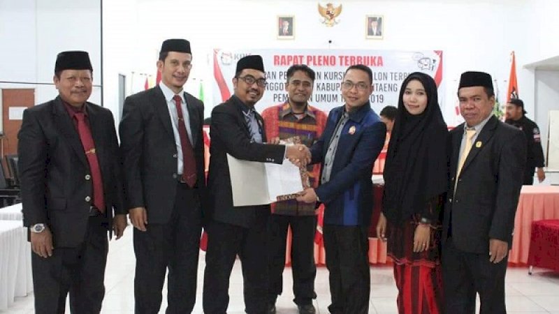 KPU Bantaeng Gelar Rapat Pleno Penetapan Perolehan Suara Parpol dan Caleg Terpilih