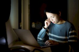 Ini Yang Terjadi Jika Anda Terus Mengucek Mata Anda