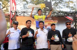 Yusril Ihza Mahendra Juara Umum Bupati Cup Race Kejurda IMI Sulsel 2019