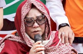 Sang Anak Menangis Lihat Nunung Tidur di Kasur Tipis