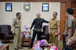 Terima Kunker Senator RI, Taufan Pawe: Kami Sudah Gelontorkan Dana Kelurahan Sejak 2015