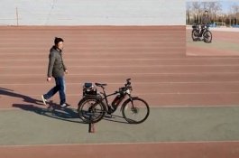 Sepeda ini Bisa Mengayuh dan Berbelok Sendiri