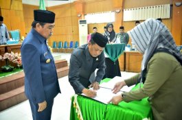 Rapat Paripurna Setujui Ranperda APBD Perubahan Sidrap 2019