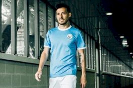 Manchester City Pakai Jersey Spesial Lawan Liverpool, Diproduksi Terbatas 1.984 Lembar