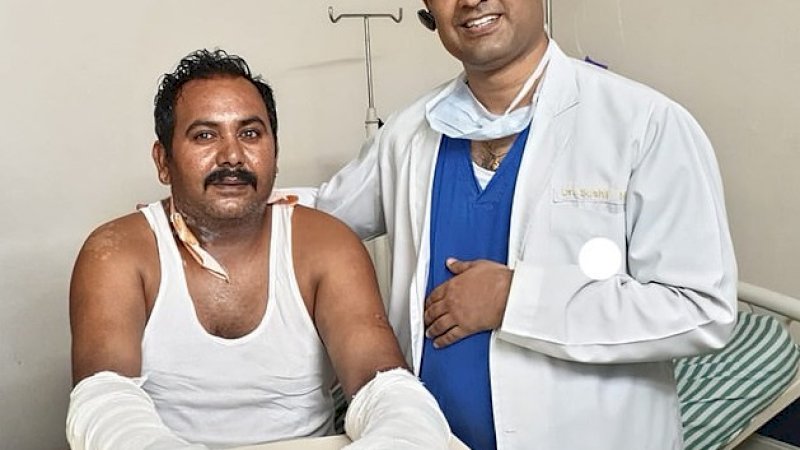 Suresh Sen setelah operasi