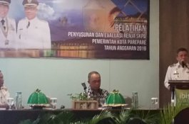 Buka Pelatihan SKPD, Wali Kota Parepare Ingatkan ASN Soal Daya Saing Kota