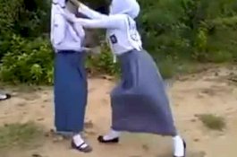 13 Siswi SMK Dianiaya Senior Wanita, Setelah Itu Diminta Uang