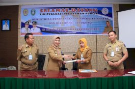 Tim Kemenpan RB Tinjau RSUD Andi MAkkasau