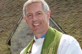 Selingkuhi Jemaatnya, Pastor Dilarang Berkhotbah Seumur Hidup