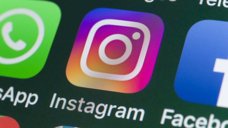 Facebook Akan Lekatkan Nama di Instagram dan WhatsApp