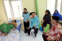Penyandang Disabilitas Derita Prolaps Rectum, Bupati Selayar: Jangan Khawatir Biaya RS