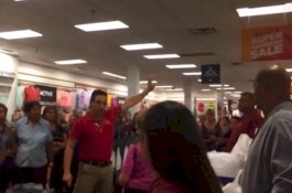 Penembakan ke-250 di AS Sepanjang 2019, Teriakan Bocah Dicueki Pengunjung