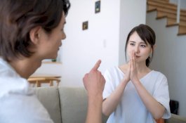 3 Zodiak yang Alami Cinta Terburuk di Bulan Agustus