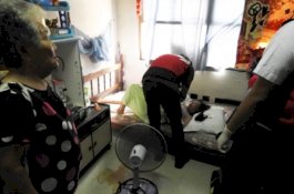 Tak Keluar Rumah Berhari-hari, Tetangga Panggil Pemadam, Ternyata Nenek Jenny Sekarat