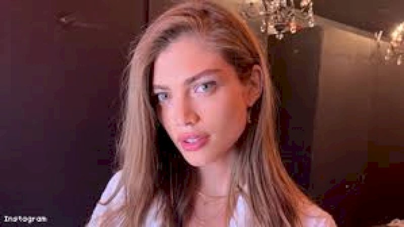 Victoria Secret Kini Punya Model Transgender untuk Pakaian Dalamnya