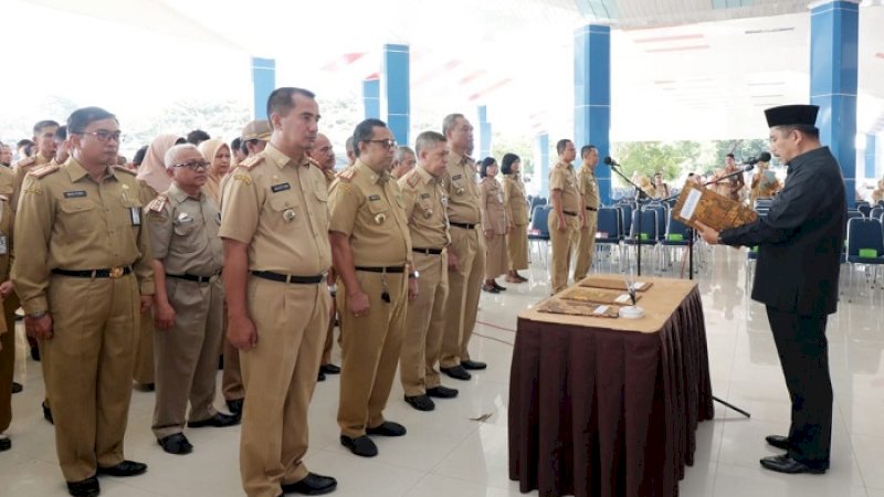 Bupati Maros, Hatta Rahman melantik 120 pejabat, Senin (5/8/2019).
