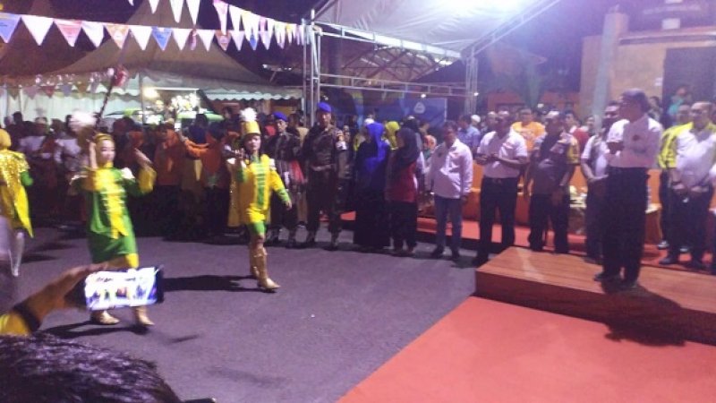 Pertama Kalinya Gerak Jalan di Parepare Digelar Malam Hari