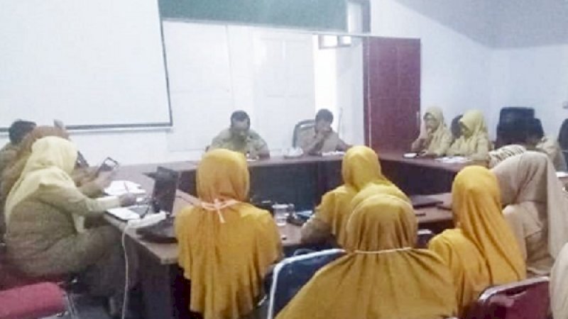 Distan-KP Selayar Mantapkan Koordinasi Lewat Pertemuan Rutin Penyuluh