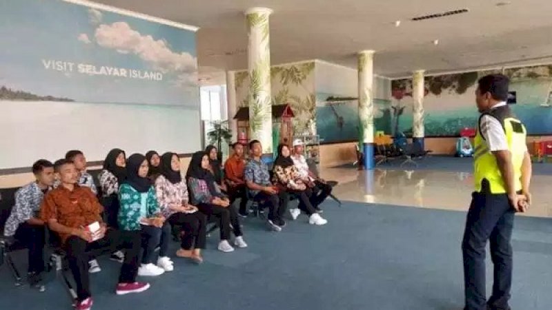 Outdoor Learning, Siswa SMKN 1 Benteng Keliling Selayar Kunjungi Destinasi Wisata