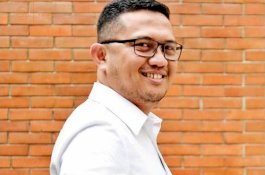 Devo Khaddafi Terima Dua Penghargaan dalam Tiga Hari