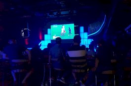 Seru dan Meriah Nobar PSM Makassar Vs Persija di Botol Music