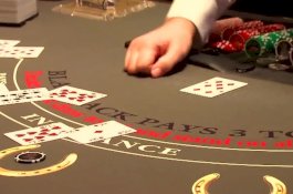 Apa yang Ada di Pikiran Pria Ini, Istrinya Dijadikan Taruhan Judi