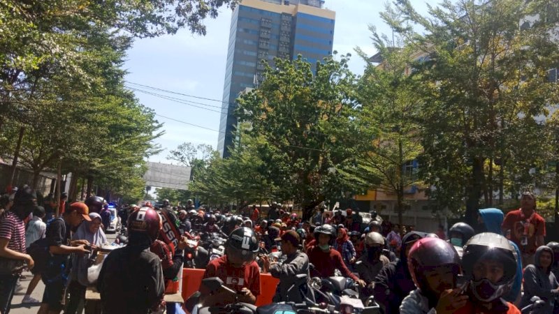 Pawai PSM Makassar, Ribuan Pendukung Turun ke Jalan