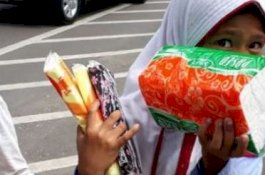 Kisah Pilu Bocah 5 Tahun di Makassar Dipaksa Jual Tisu hingga Jam 1 Malam