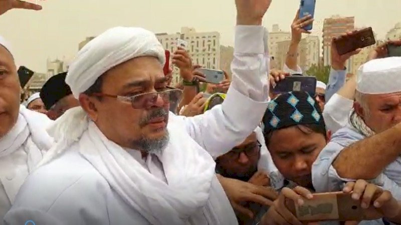 Soal Habib Rizieq Serobot Doa di Makam Mbah Moen, Ini Penjelasan FPI