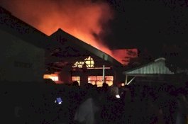 Rumah Mantan Camat Sanrobone Terbakar, Seluruh Isi Rumah Ludes Tak Tersisa