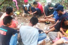 Kelabui Polisi, Pria Ini Bawa Anak Tirinya Berusia 6 Tahun ke Tempat Isap Sabu-sabu