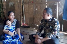 Peduli Kesehatan Warga, Pemkab Sidrap Lakukan Ini ke Bocah Penderita CP