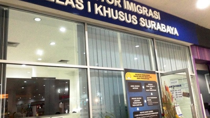 Kantor Imigrasi Kelas I Khusus Surabaya.