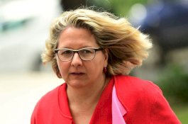 Jerman Segera Larang Penggunaan Kantong Plastik